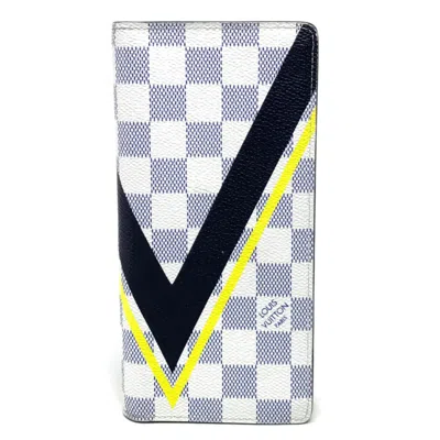 Pre-owned Louis Vuitton White Other Long Wallet (bi-fold) ()