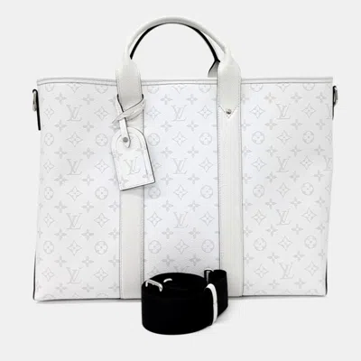 Pre-owned Louis Vuitton White Pvc Taigarama Weekend Tote Nm