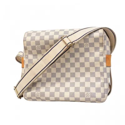 Pre-owned Louis Vuitton White Shoulder Bag ()