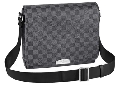 Pre-owned Louis Vuitton Women's  District Pm Messenger Bag Damier Graphite In Black