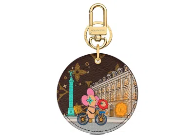 Pre-owned Louis Vuitton Women's  Illustre Xmas Paris Bag Charm And Key Holder Vivienne Holiday In Monogram Canv