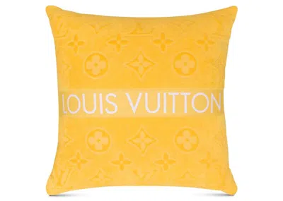 Pre-owned Louis Vuitton Women's  Lvacation Beach Pillow In Yellow