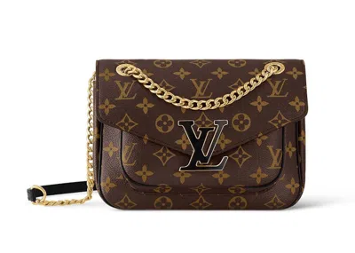 Pre-owned Louis Vuitton Women's  Passy In Monogram