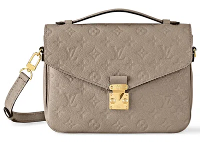 Pre-owned Louis Vuitton Women's  Pochette Metis In Turtledove