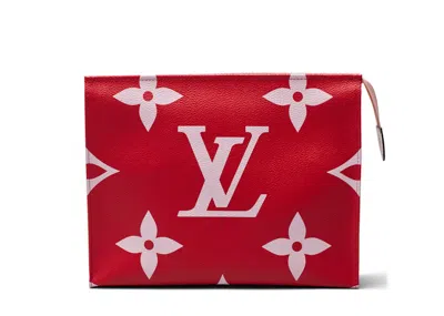 Pre-owned Louis Vuitton Women's  Toiletry Pouch 26 Monogram Giant In Red/pink