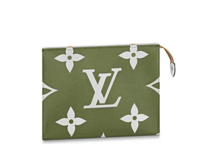 Pre-owned Louis Vuitton Women's  Toiletry Pouch 26 Monogram Giant Khakiin Khaki Green/beige In Multi