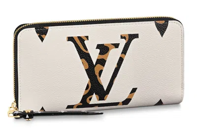 Pre-owned Louis Vuitton Women's  Zippy Wallet Monogram Giant Jungle In Ivory Beige In Brown
