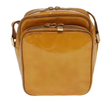 Pre-owned Louis Vuitton Wooster Yellow Patent Leather Clutch Bag ()
