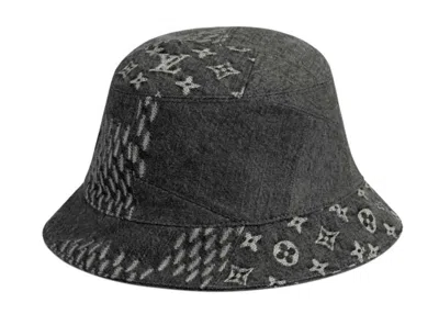 Pre-owned Louis Vuitton X Nigo Damier Geant Wave Monogram Hat In Noir