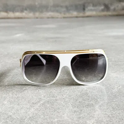 Pre-owned Louis Vuitton X Nigo Nigos Personal 2004 Og Lv Millionaire Sunglasses In White