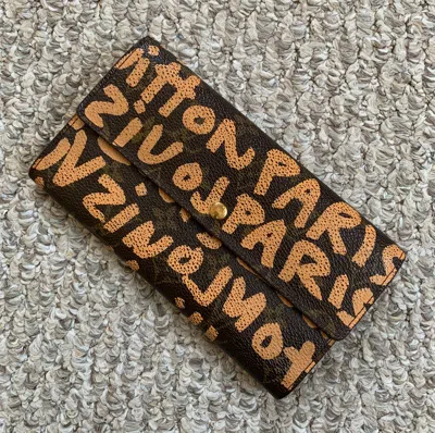 Pre-owned Louis Vuitton X Stephen Sprouse F/w 2001 Louis Vuitton X Sprouse Graffiti Monogram Wallet In Brown