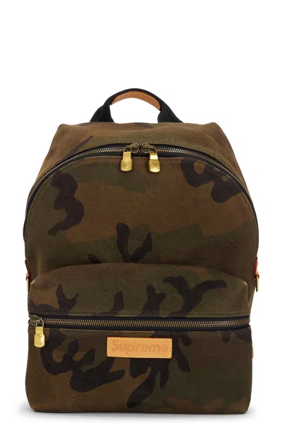 Pre-owned Louis Vuitton X Supreme Apollo Backpack In Green
