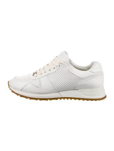 Pre-owned Louis Vuitton X Supreme Run Away Sneakers In White