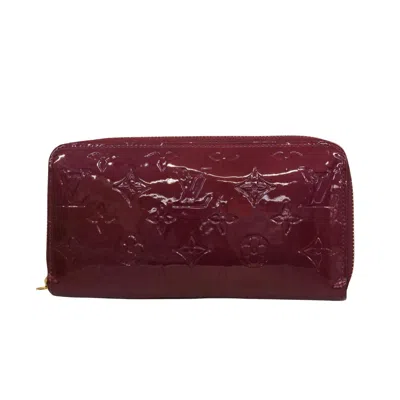 Pre-owned Louis Vuitton Zippy Patent Leather Wallet () In White