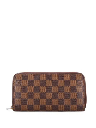 Pre-owned Louis Vuitton Zippy Wallet Damier Small Wallets In Brown