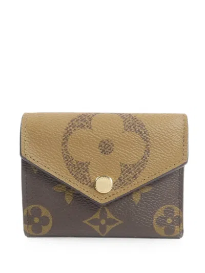 Pre-owned Louis Vuitton Zoe Monogram Reverse Wallet In Brown