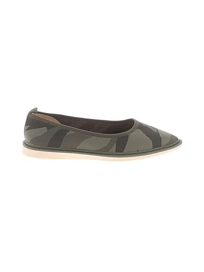 Pre-owned Louise Et Cie Flats In Green