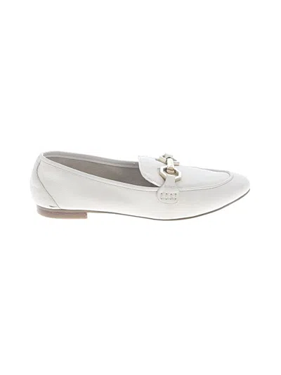 Pre-owned Louise Et Cie Flats In Ivory