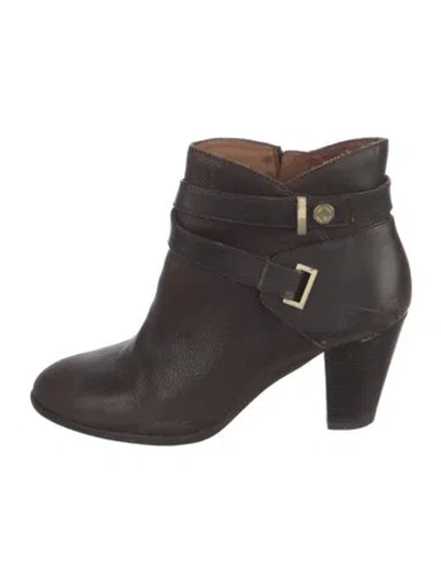 Pre-owned Louise Et Cie Leather Boots In Brown