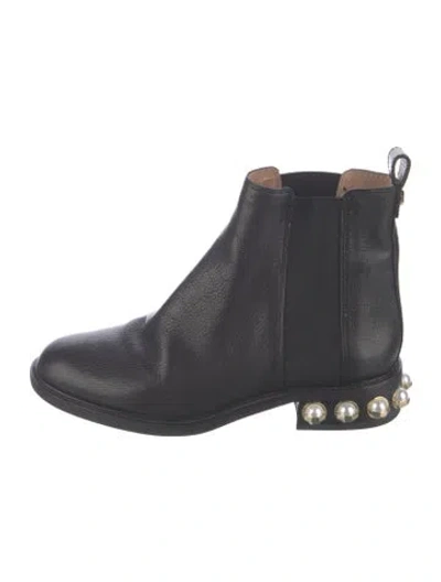 Pre-owned Louise Et Cie Leather Studded Accents Chelsea Boots In Black