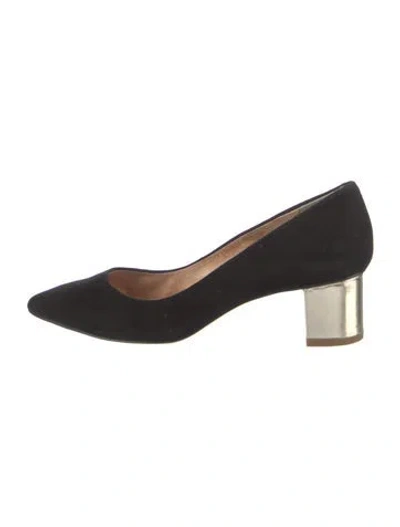 Pre-owned Louise Et Cie Suede Pumps In Black