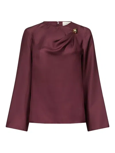 Loulou De Saison Azae Draped Brooch-detail Blouse In Red