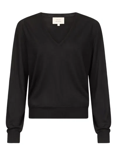 Loulou De Saison Julio V-neck Ribbed Sweater In Black