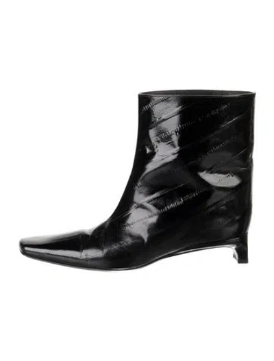 Pre-owned Loulou De Saison Leather Boots In Black
