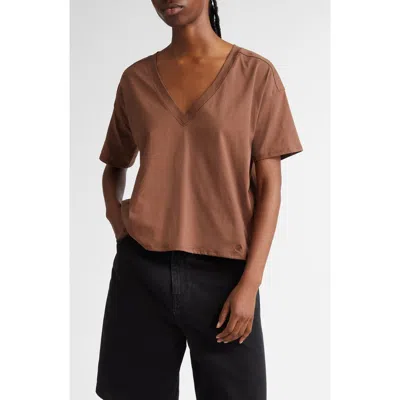 Loulou De Saison Loulou Studio Faaa V-neck Cotton T-shirt In Wood