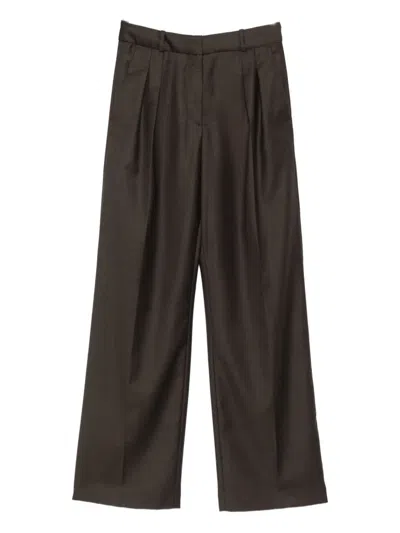 Loulou De Saison Pleated-front Trousers In Brown