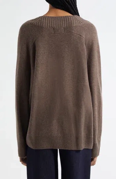 Loulou De Saison Sage Cashmere V-neck Sweater In Brown