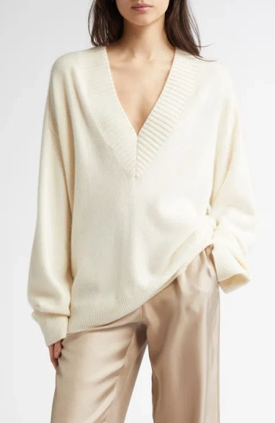 Loulou Studio Oversize Cashmere V-neck Sweater In Ivory