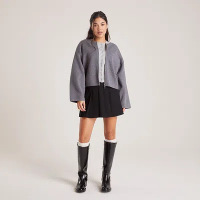 Lounge Charcoal In Gray