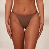 Lounge Chestnut In Brown