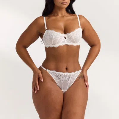 Lounge Cream In White