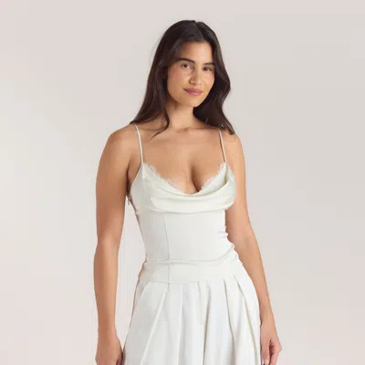 Lounge Cream In White