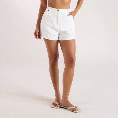 Lounge Ivory In White