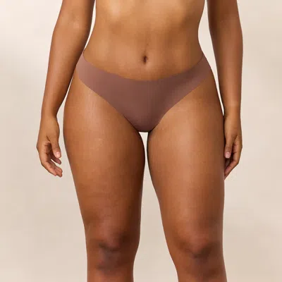 Lounge Nutmeg In Brown