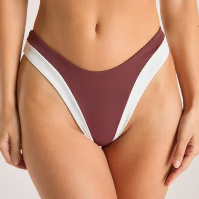 Lounge Plum