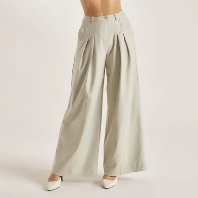 Lounge Sage In Gray