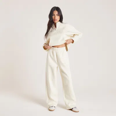 Lounge Tofu In White