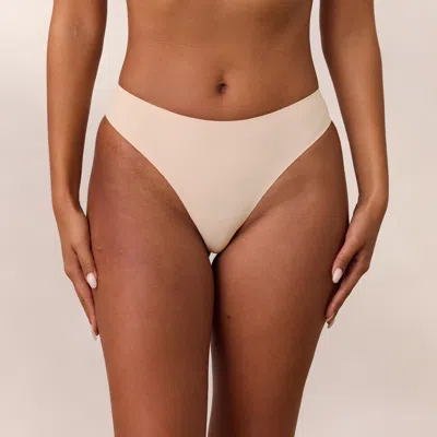Lounge Vanilla In White