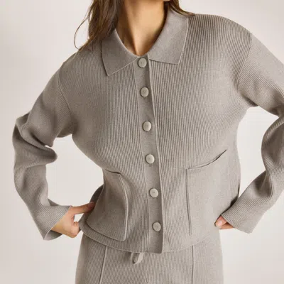 Lounge Warm Grey In Gray