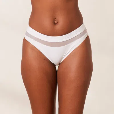 Lounge White In Neutral