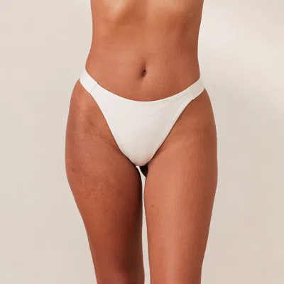 Lounge White