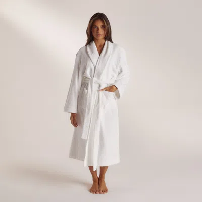 Lounge White