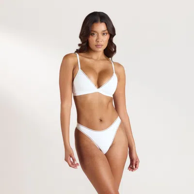 Lounge White