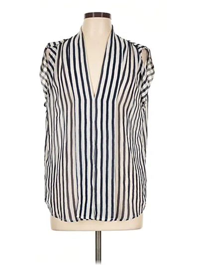 Pre-owned Love 21 Sleeveless Blouse In Ivory