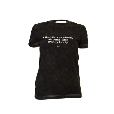Love And Nostalgia Women's Black Love Everybody' Print Tee