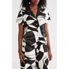 Love By Design Rhythm Short Sleeve Button-up Shirt